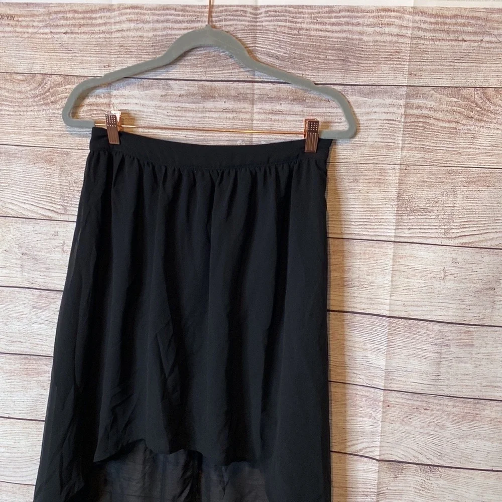 💜💜 Forever 21 Hi-Lo Lined Sheer Skirt Size M